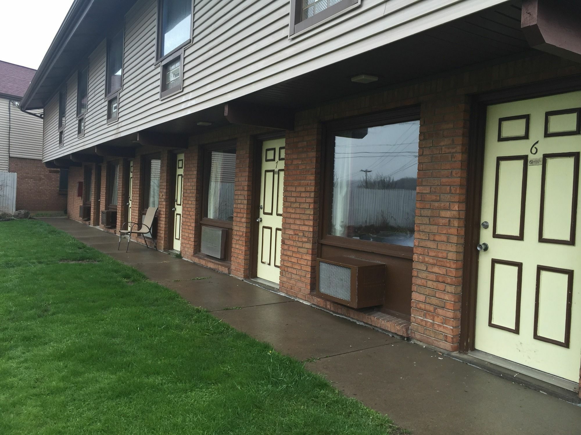 Aartpark Hotel Inn At Lewsiton Lewiston Exterior foto